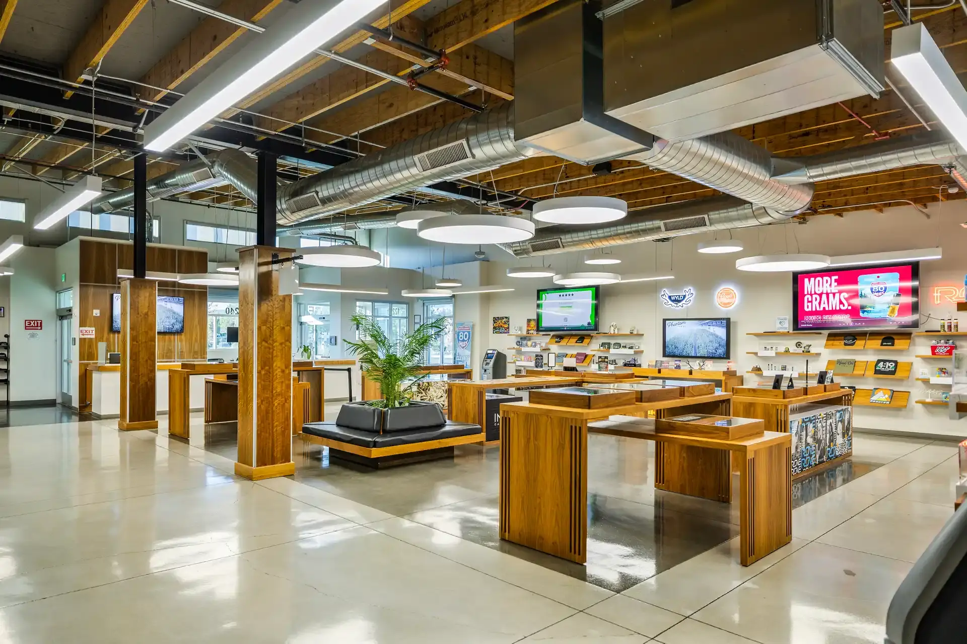 Reno showroom wide
